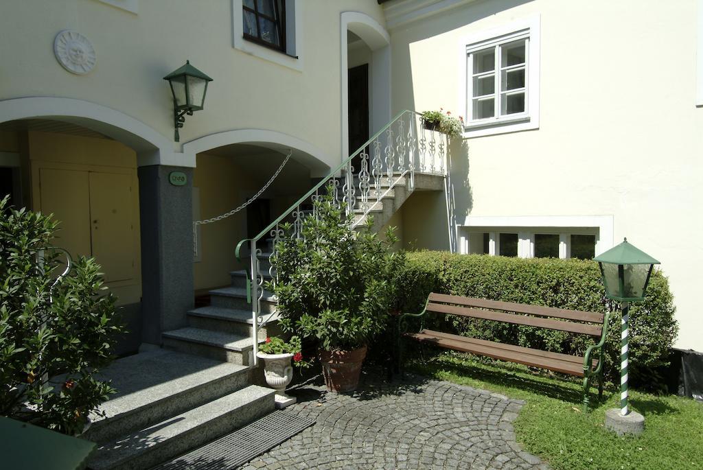 Hotel Biedermeier Hof Schärding Exterior photo