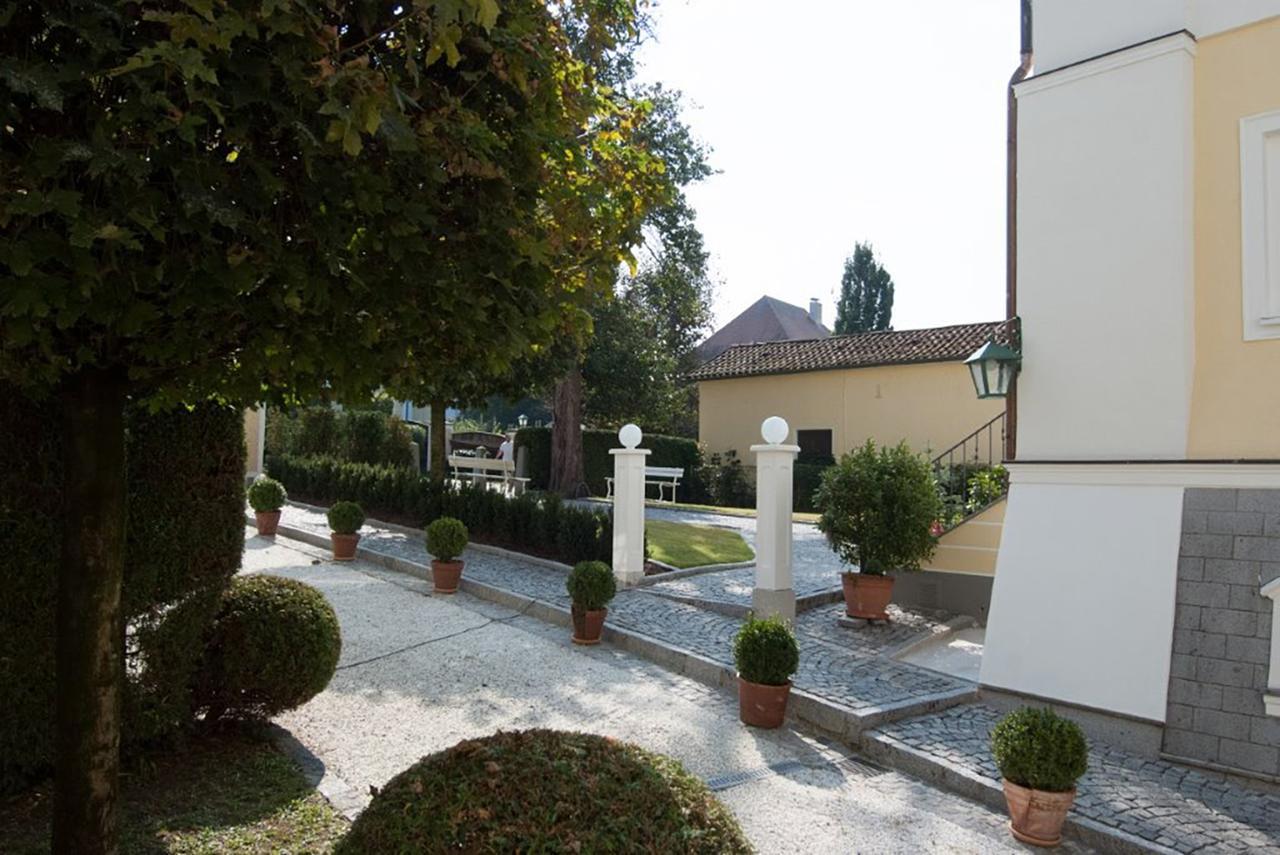 Hotel Biedermeier Hof Schärding Exterior photo